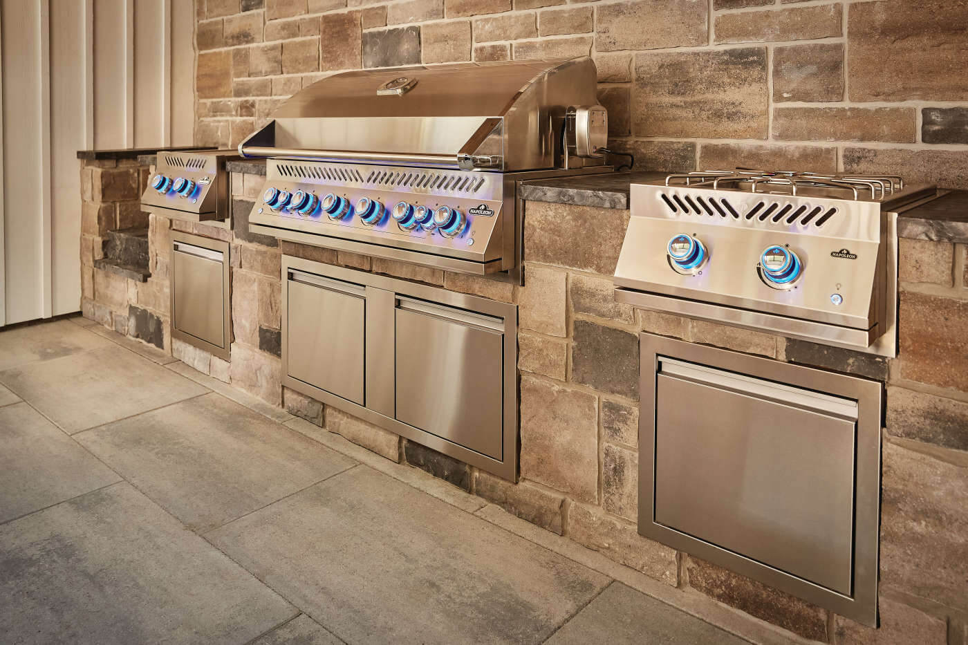 Napoleon Built-In Components 18" X 16" Stainless Steel Single Door BI-1816-1D