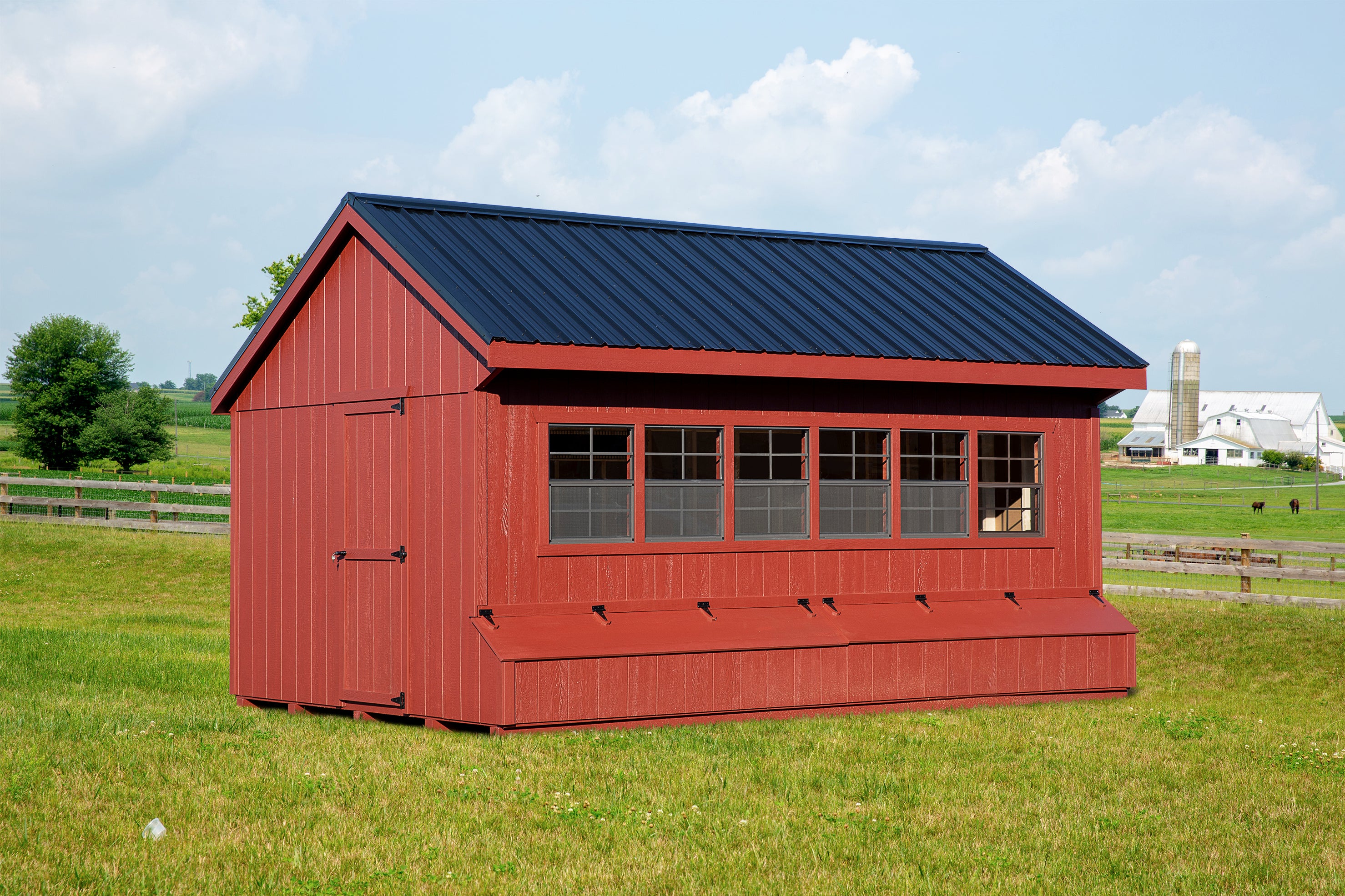 Hen House Chicken Coop Q1016