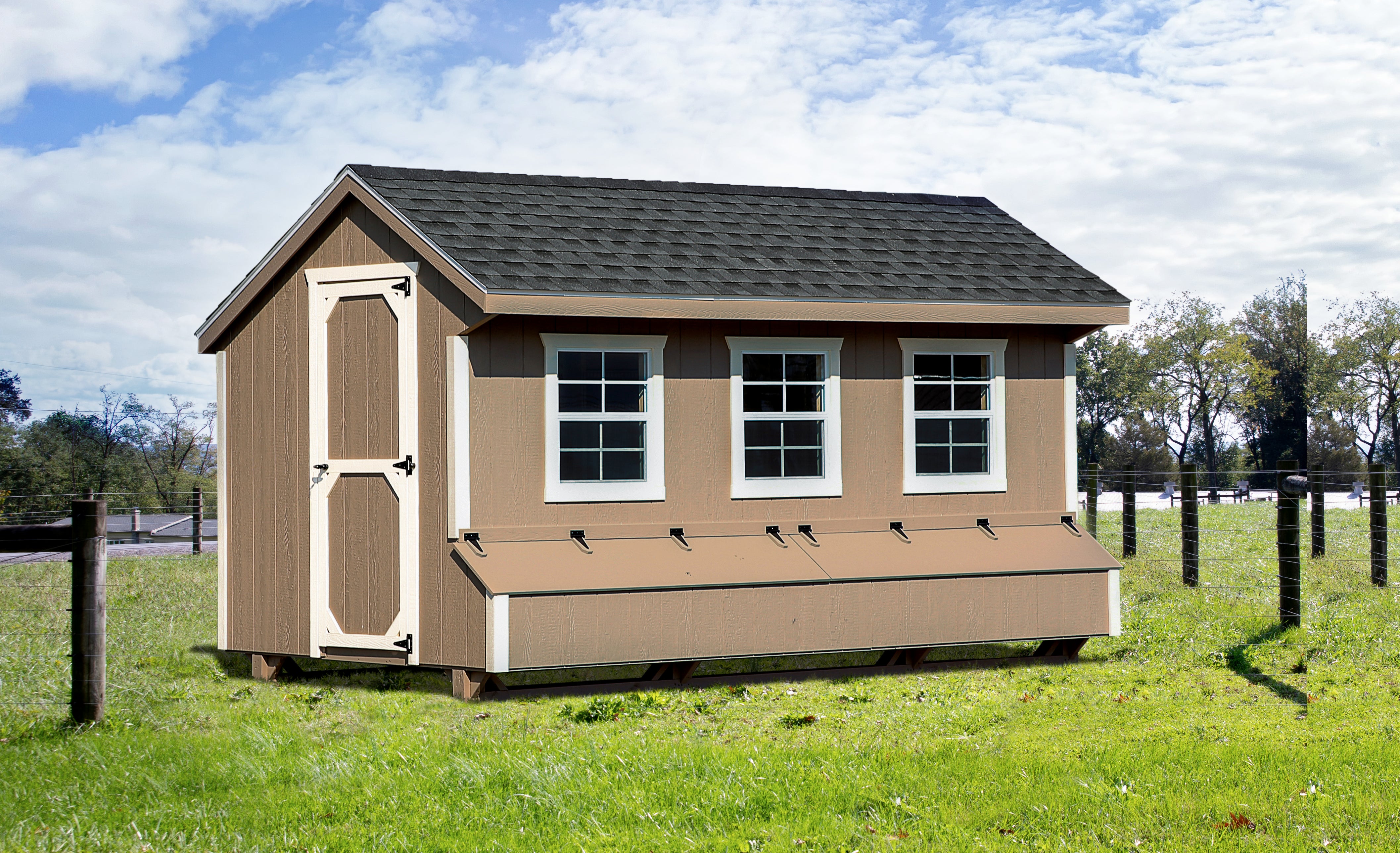 Hen House Chicken Coop Q716