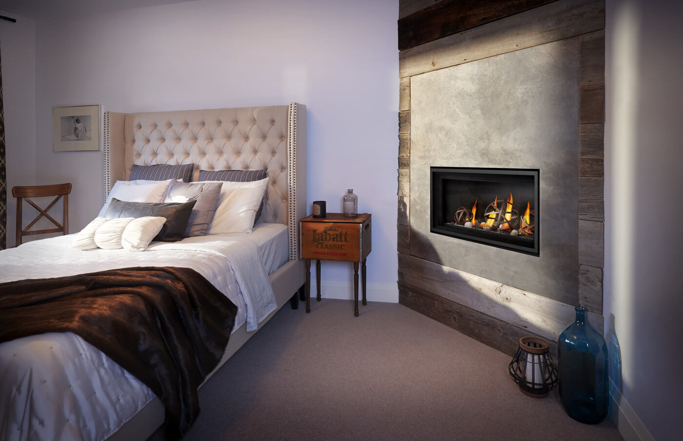 Napoleon Luxuria™ 38 Direct Vent Gas Fireplace LVX38