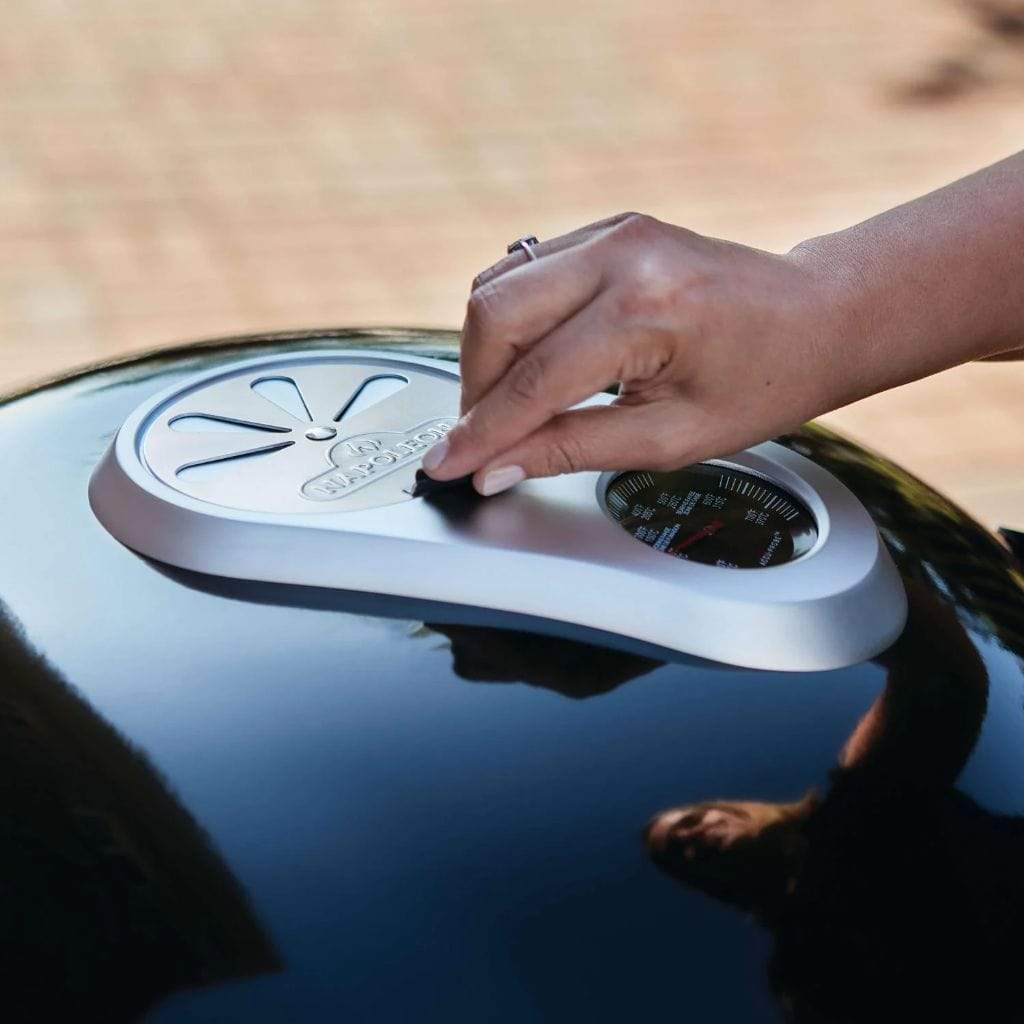 Napoleon Pro Charcoal Kettle Grill PRO22K-LEG-2