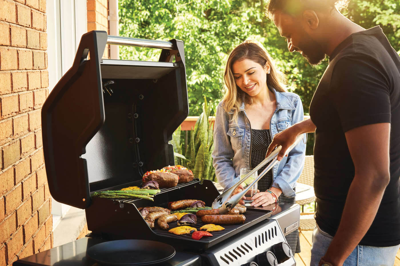 Napoleon Freestyle 365 Graphite Gray Freestanding Gas Grill F365D