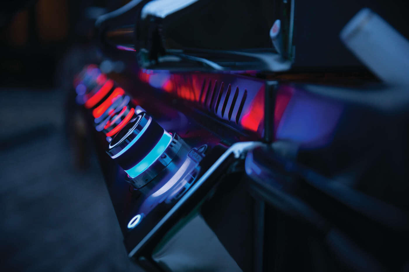 Napoleon Prestige Pro 825 RSBI with Power Side Burner Gas Grill